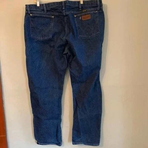 Brand new wrangler jeans - Picture 3 of 4